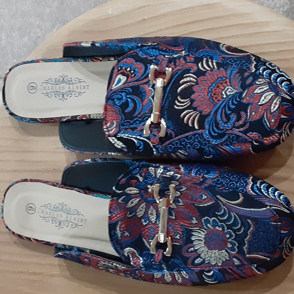 Charles Albert Brocade Floral Tapestry Mules Flat Loafers Size 9 EUC